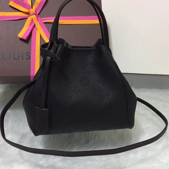 WIS LOUIS VUITTON HINA PM 1126
